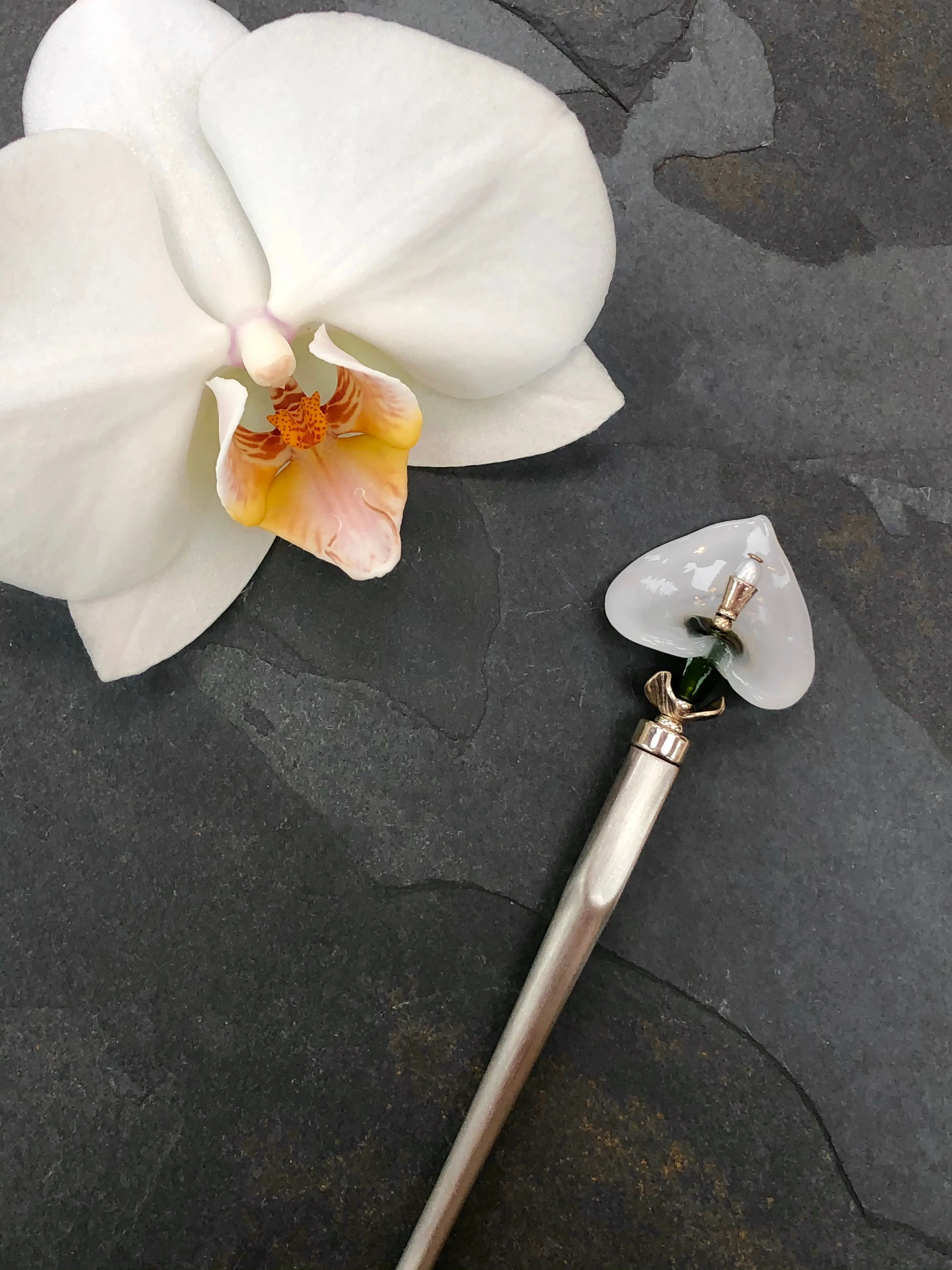 Calla Lily Art Glass Hair Stick, shawl pin, sweater pin, hair fork, hair pin