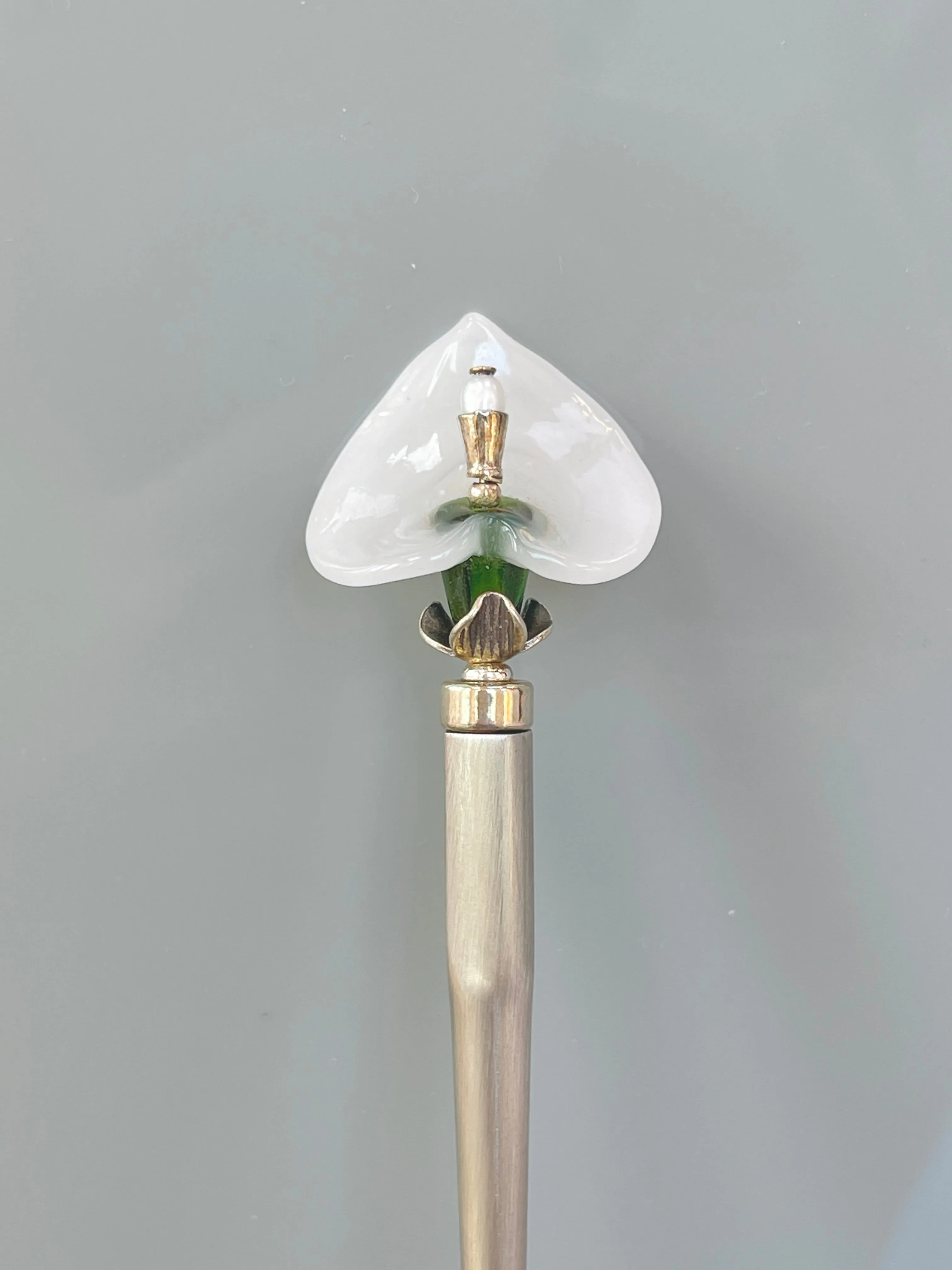 Calla Lily Art Glass Hair Stick, shawl pin, sweater pin, hair fork, hair pin