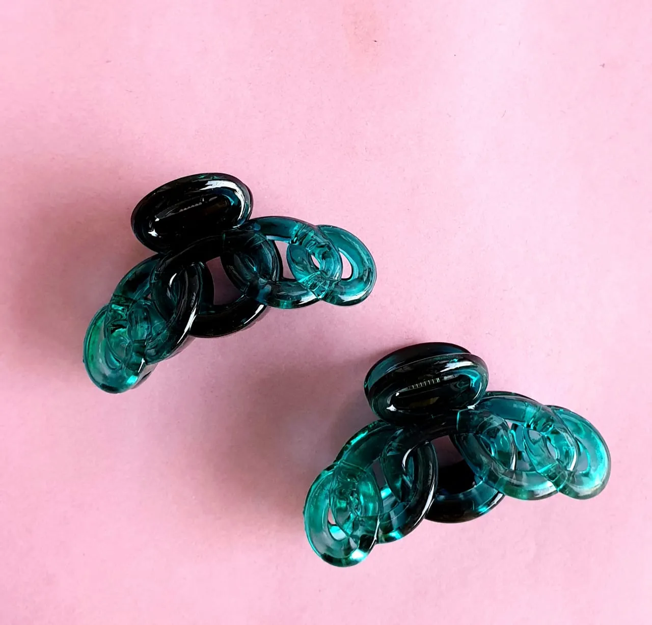 Dual Tone Spiral Hair Claws