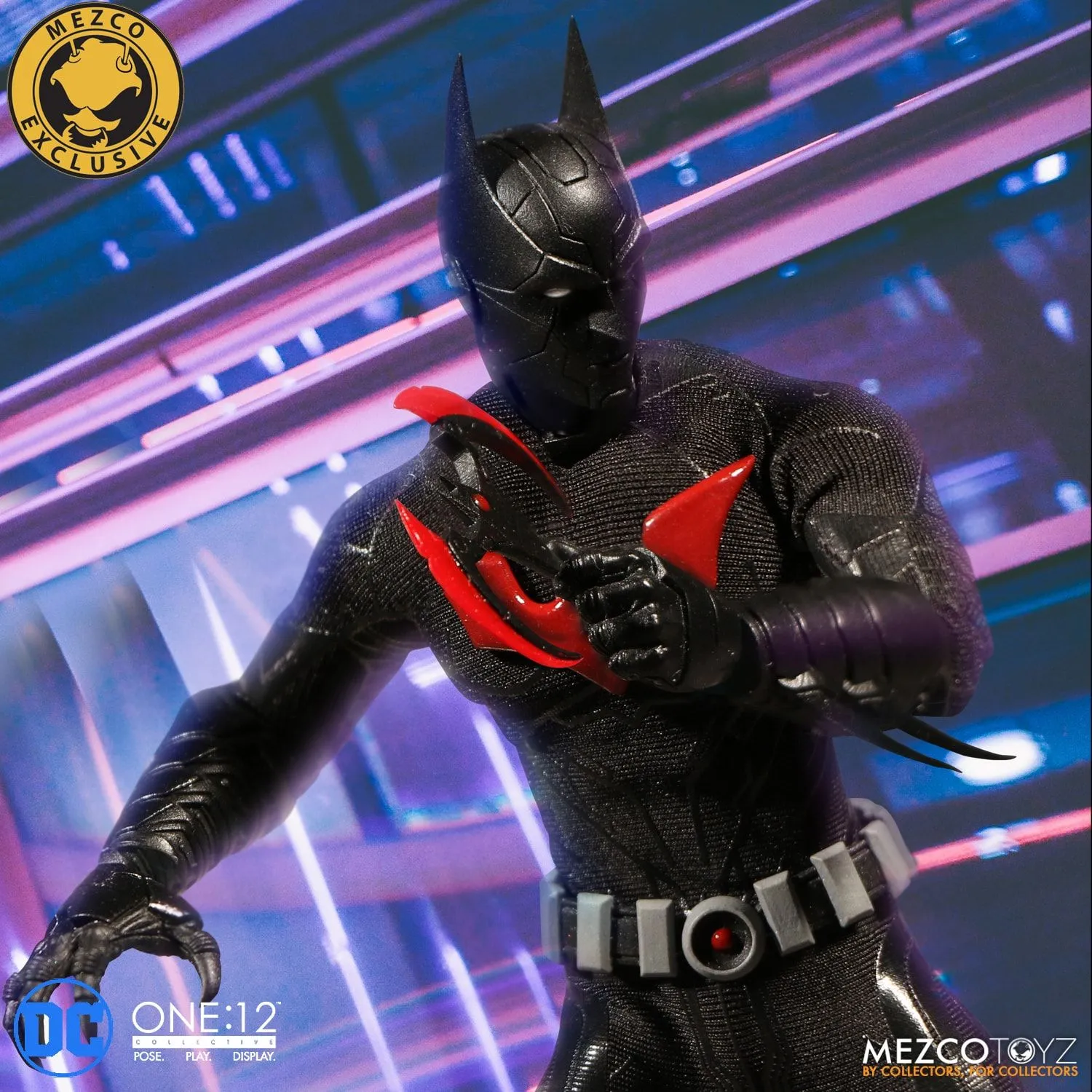 Mezco Toyz ONE:12 Collective: Batman Beyond  SDCC 2018 Exclusive Action Figure