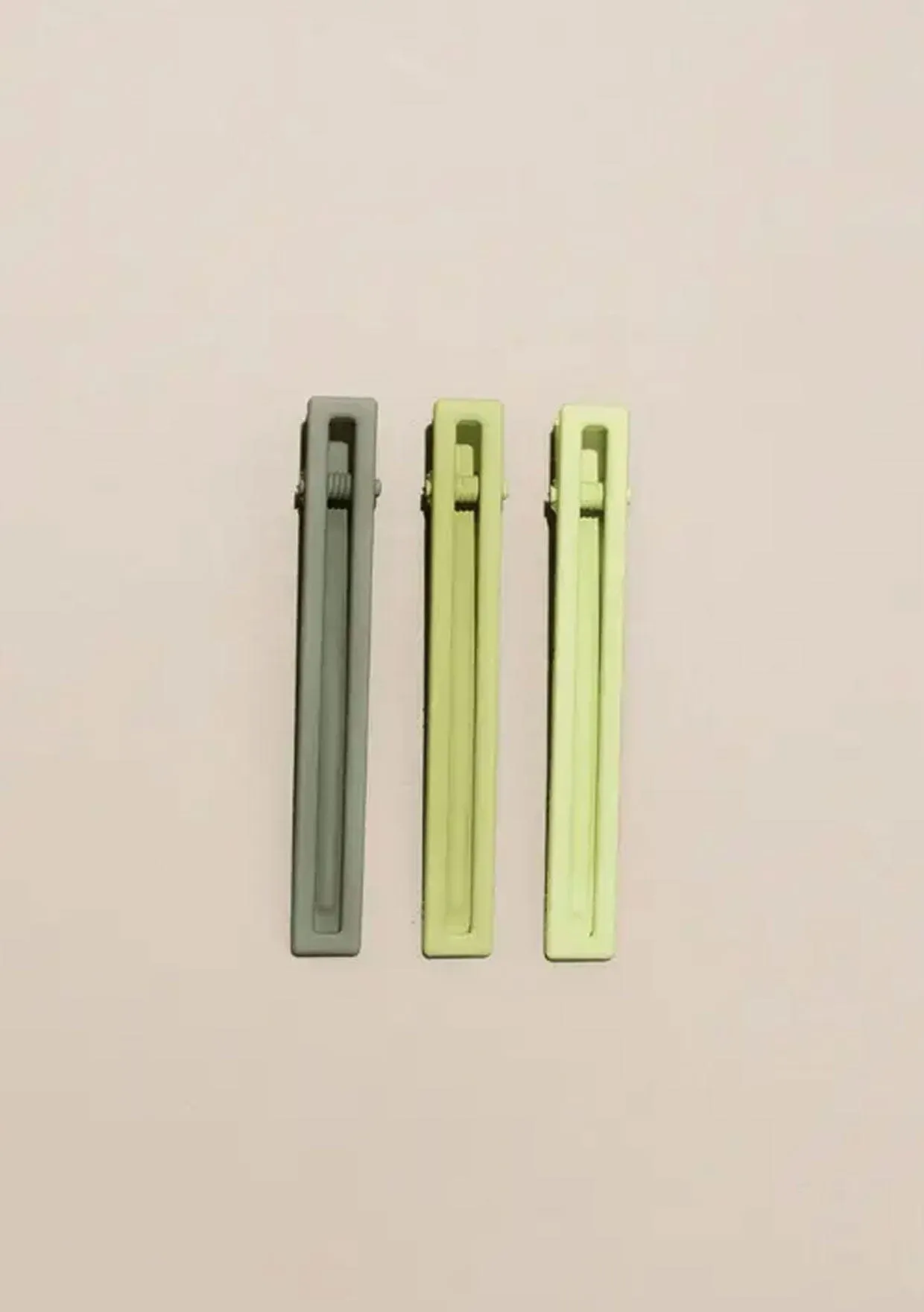 Nat   Noor - Yarrow Hair Clips