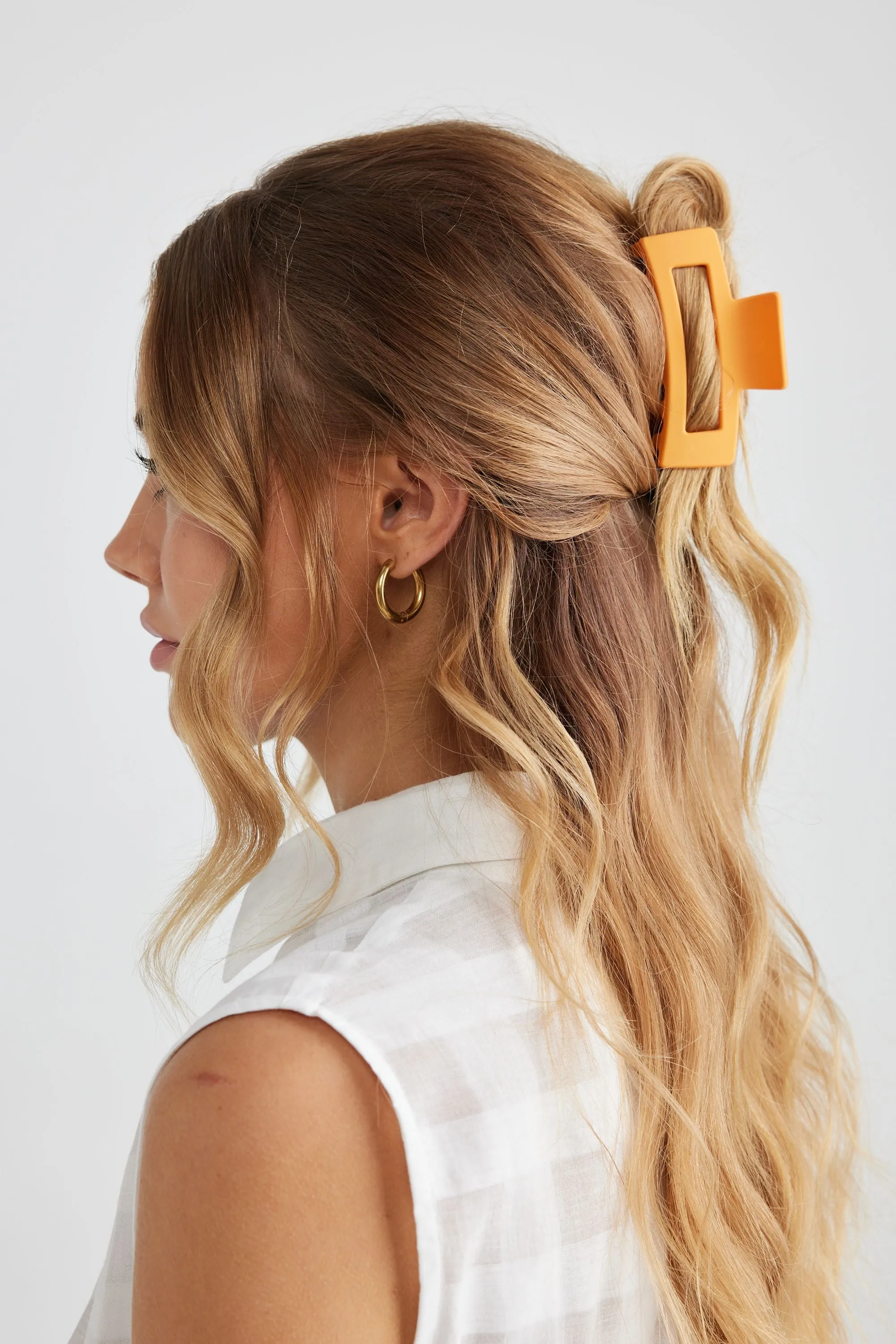 Rina Hair Claw