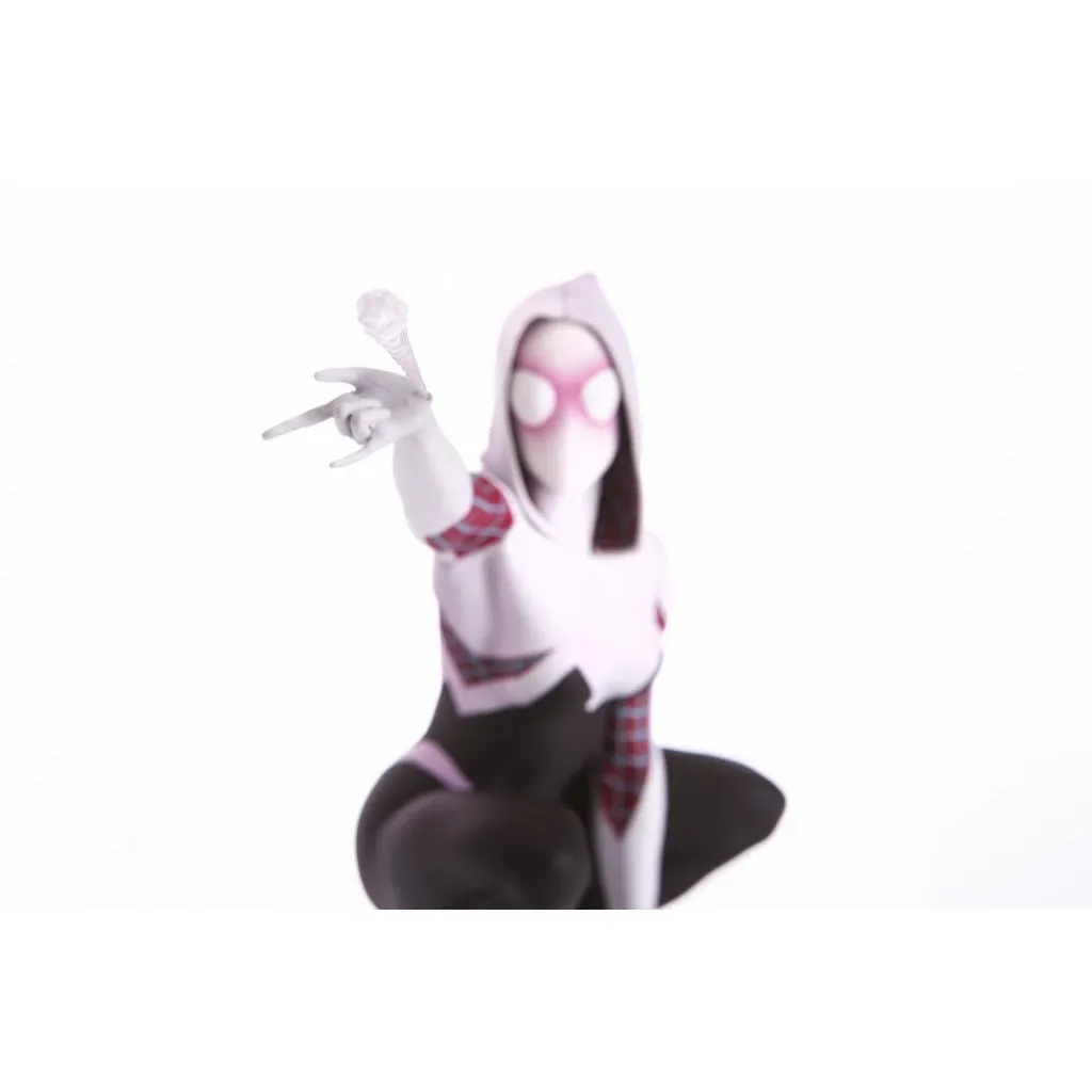 Spider-Gwen Statue