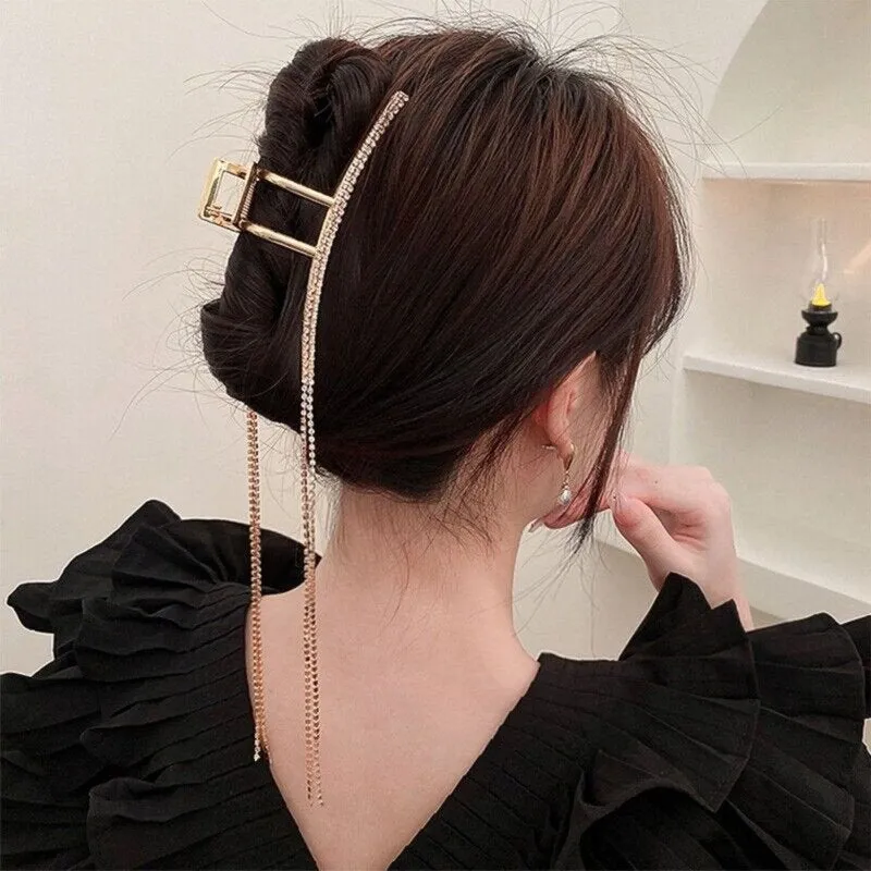Stone Tasel hair clutcher for girls (Pack of 1 , Gold)