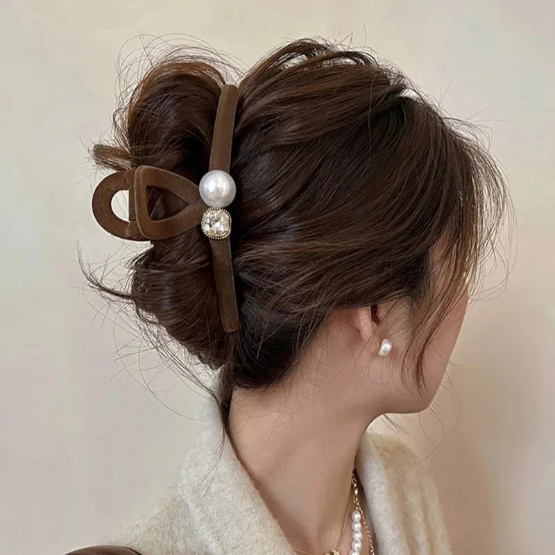 VAIGE 13cm Flocking Pearl Hair Claw Clip with Water Diamond Accents - Elegant Hair Accessories for Stylish Updos