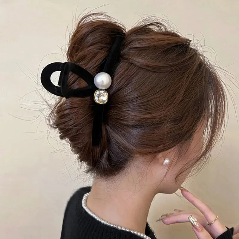 VAIGE 13cm Flocking Pearl Hair Claw Clip with Water Diamond Accents - Elegant Hair Accessories for Stylish Updos